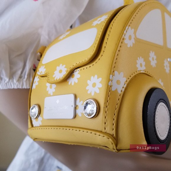 BEAUTIFUL BAG KATE SPADE BEEP BEEP BEETLE FLORAL WHITE YELLOW CAR CROSSBODY - Picture 11 of 12
